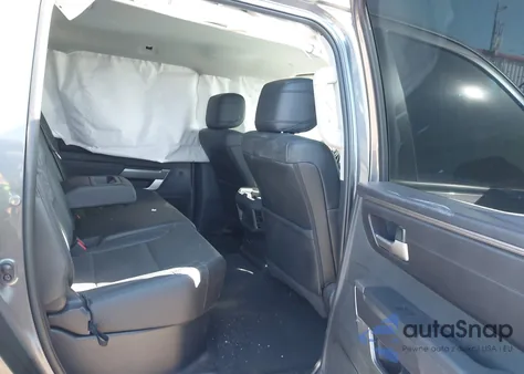 2024 Toyota Tundra Sr5 z USA, uszkodzony, nr VIN 5TFLA5AB0RX035388